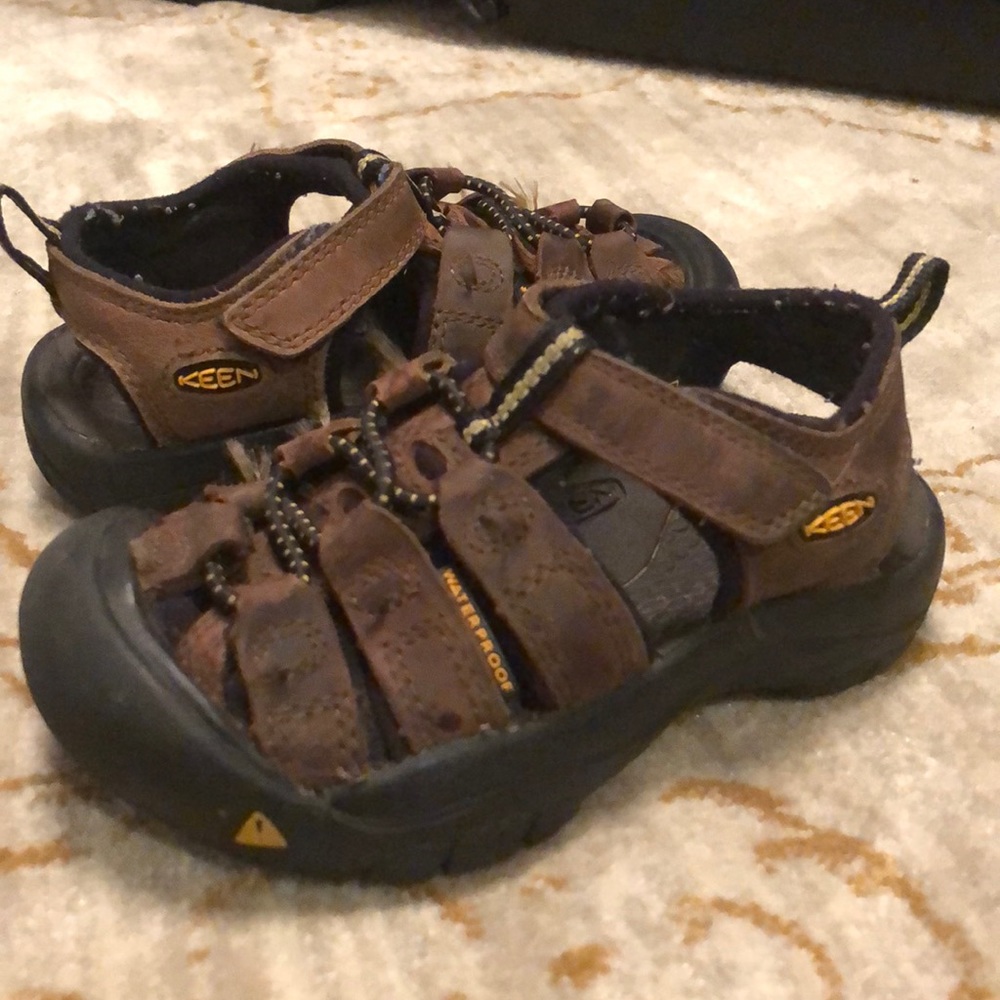 Keen Kids * Newport Premium * Size 9 (toddler)